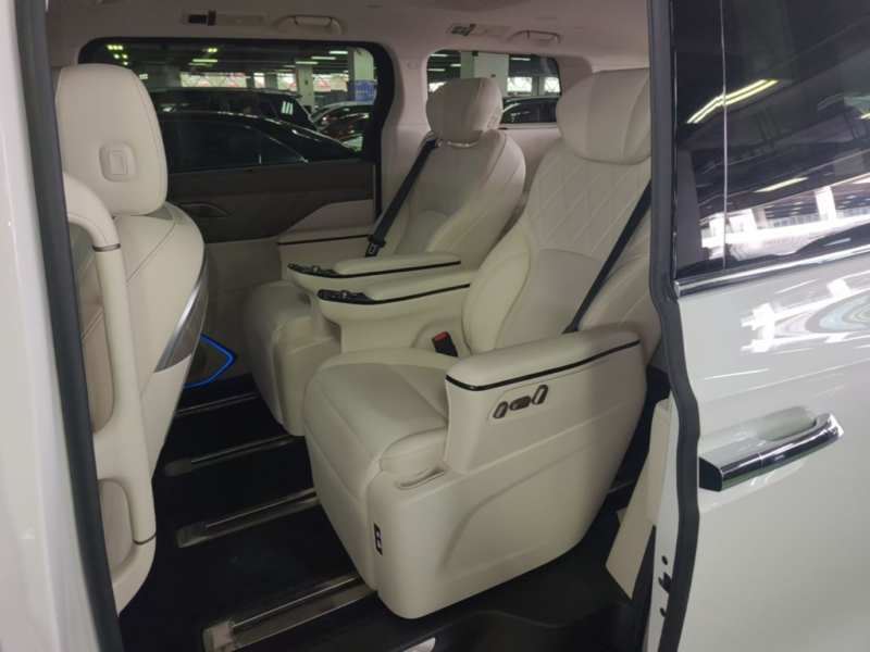 Used Wey Gaoshan 2025 Four-Wheel Drive Alpine 8 — 16