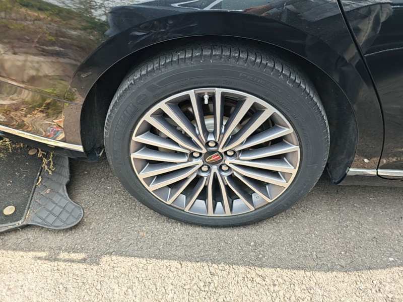 Used Hongqi H9 2020 2.0T Smart Connect Flagship Edition – Chinese Trim Xiang — 25