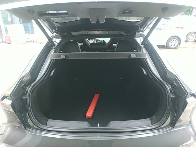 Used CHANGAN UNI-V 2024 1.5T Prestige Sport Edition — 18