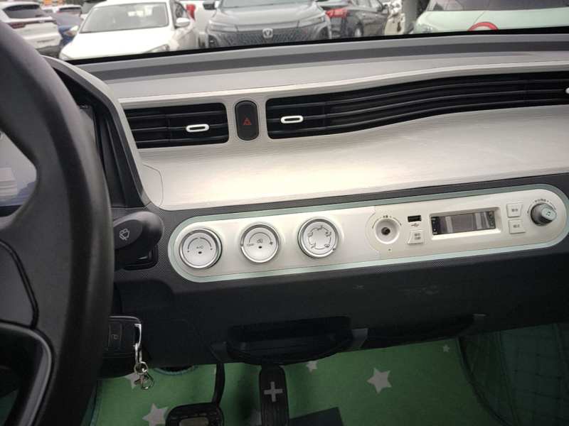 Used Wuling Hongguang MINIEV 2020 Zizai Version Lithium-NMC — 12