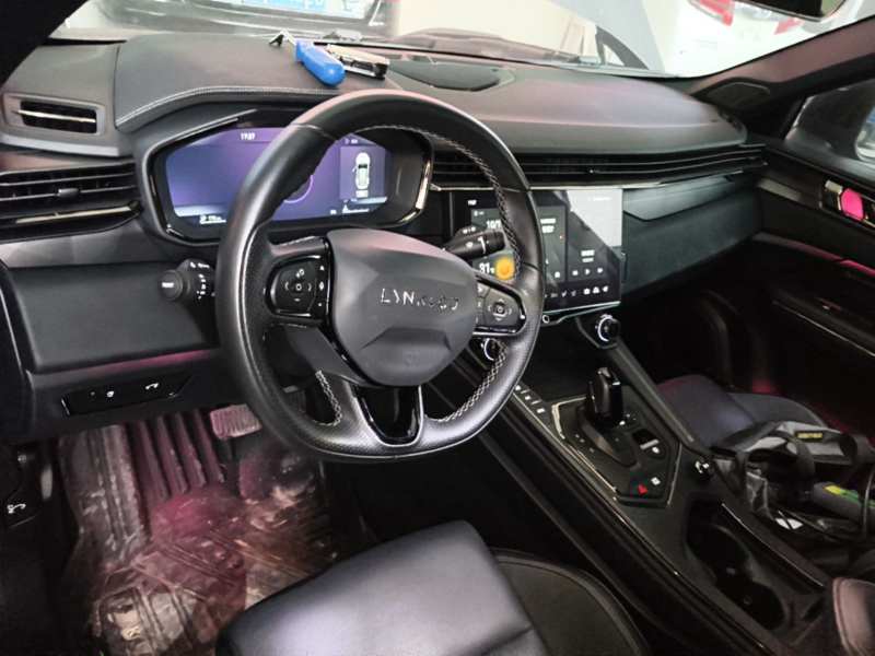 Used Lynk & Co 01 2021 2.0TD Four-Wheel Drive Hype-Halo — 9