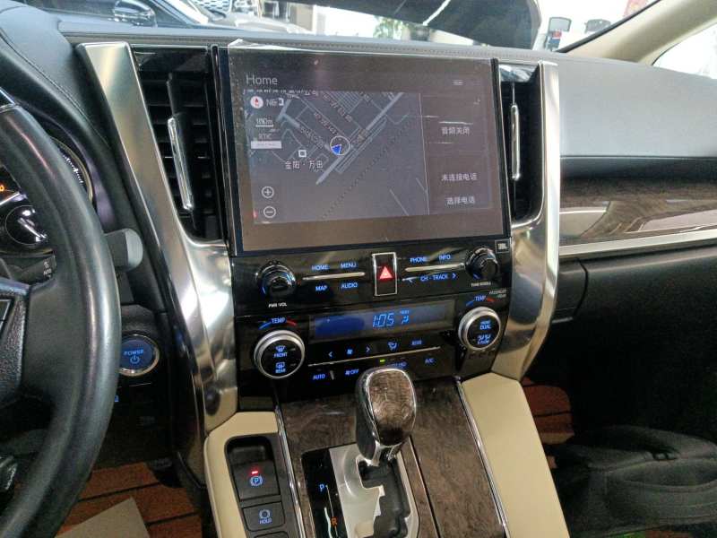 Used Toyota Vellfire 2021 Crown Dual-Engine 2.5L HV Prestige Edition — 12