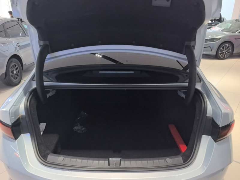 Used BYD Qin PLUS 2025 DM-i Smart Drive 55KM Leading Model — 18