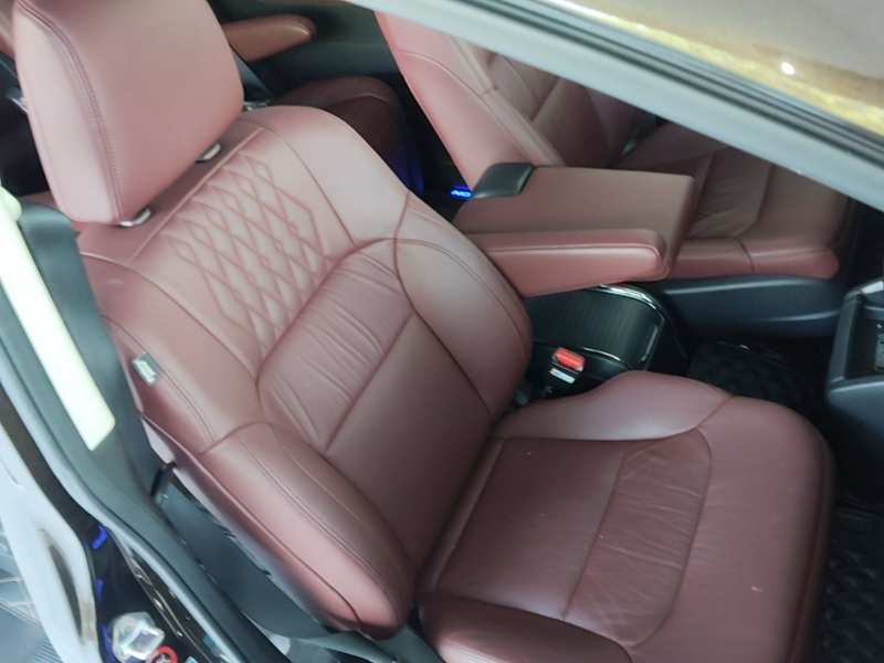 Used Honda Elysion 2022 2.0L eHEV Prestige Edition — 24