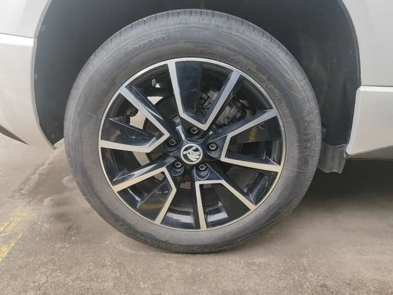Used Skoda Karoq 2023 TSI280 Premium Edition — 25