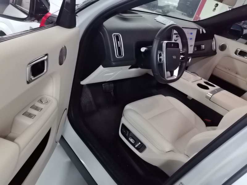Used Li Auto L7 2025 Max Smart Refresh Edition — 14