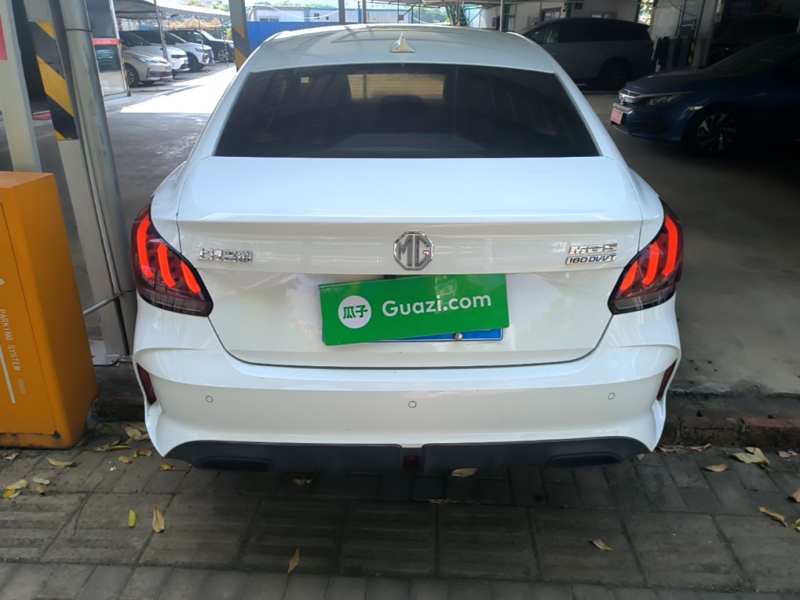 Used MG 5 2021 180 DVVT CVT Youthful Style Edition — 5