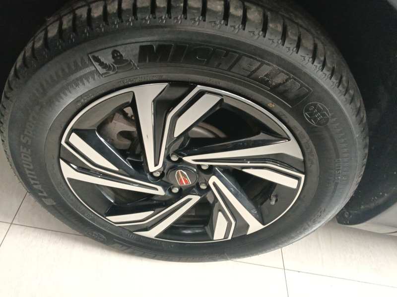 Used Hongqi HS5 2022 Revised Version 2.0T Smart Connect Flagship Edition — 22