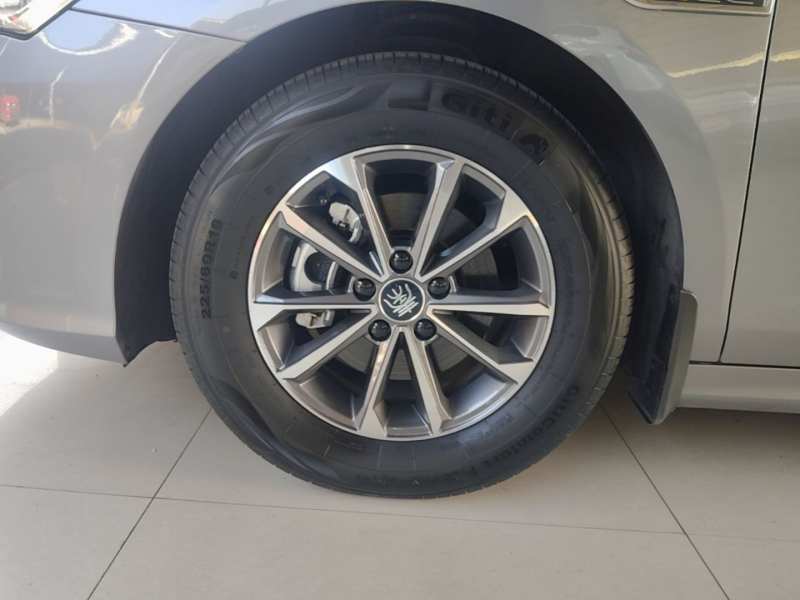 Used BYD Qin PLUS 2024 HONOR Edition DM-i 55KM Leading Model — 22