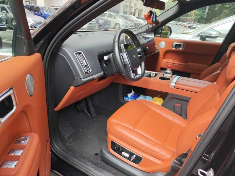 Used Li Auto L8 2023 Pro Model — 12