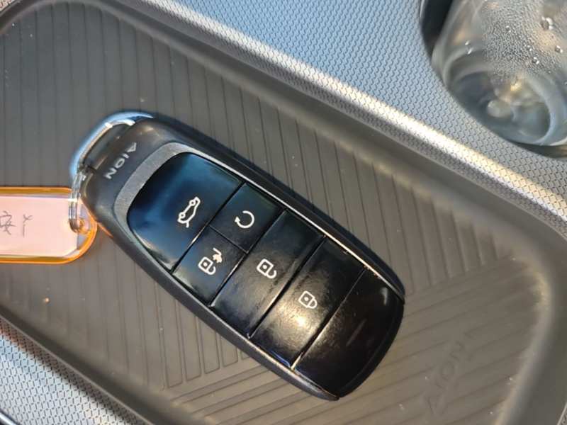 Used AION Y 2023 Younger Star Edition — 8