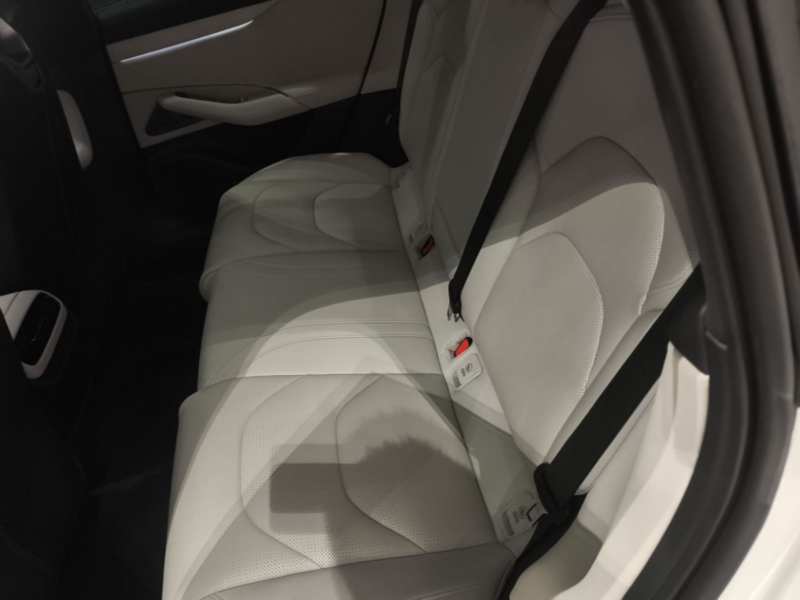 Used Xiaomi Auto SU7 2024 Four-Wheel Drive Ultra-Long Range Advanced Intelligent Driving Max Edition — 16
