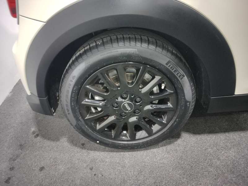 Used MINI 2023 1.5T ONE — 25