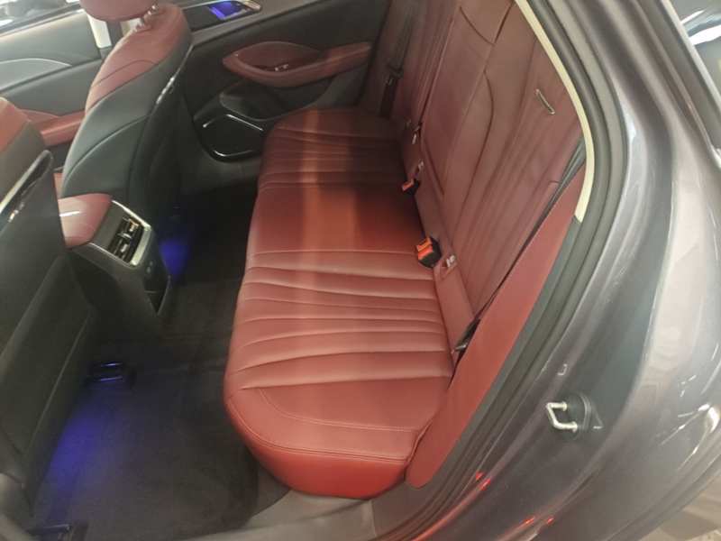 Used Hongqi H5 2023 1.5T DCT Smart Connect Flagship Edition – Chinese Trim Yun — 16
