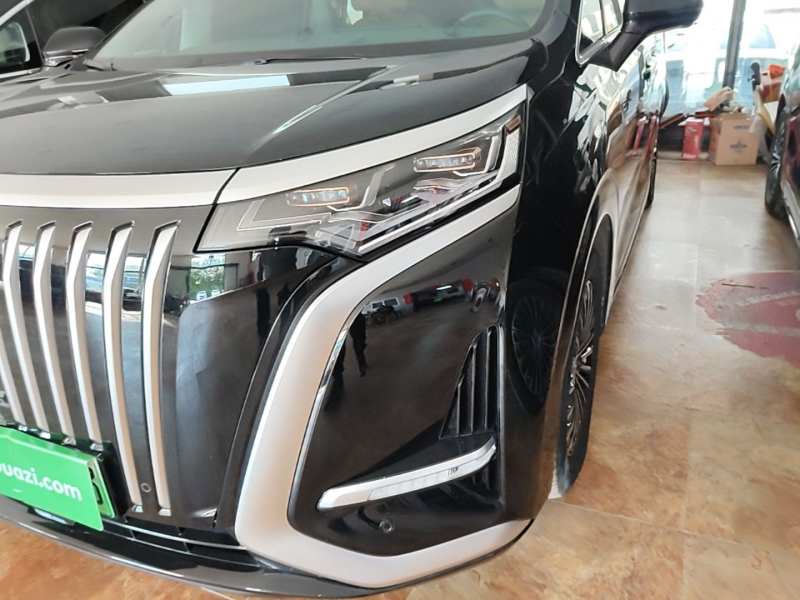 Used Denza D9 2022 EV 600 Four-Wheel Drive Prestige Model — 23
