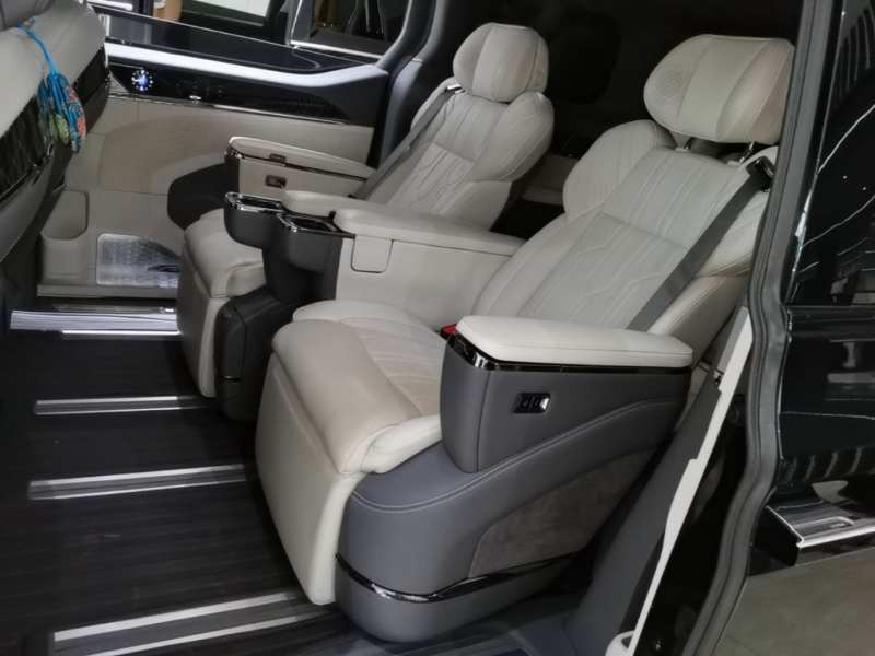 Used Zeekr 009 2022 WE Edition — 16
