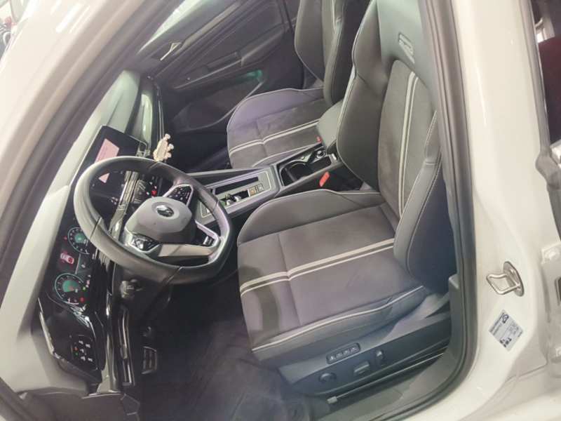 Used Volkswagen Golf 2023 280TSI DSG R-Line Lite — 14