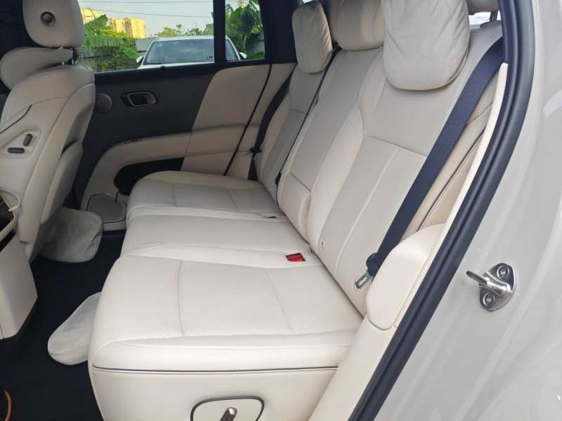 Used Li Auto i6 2025 Model Two-Wheel-Drive Standard Type — 13