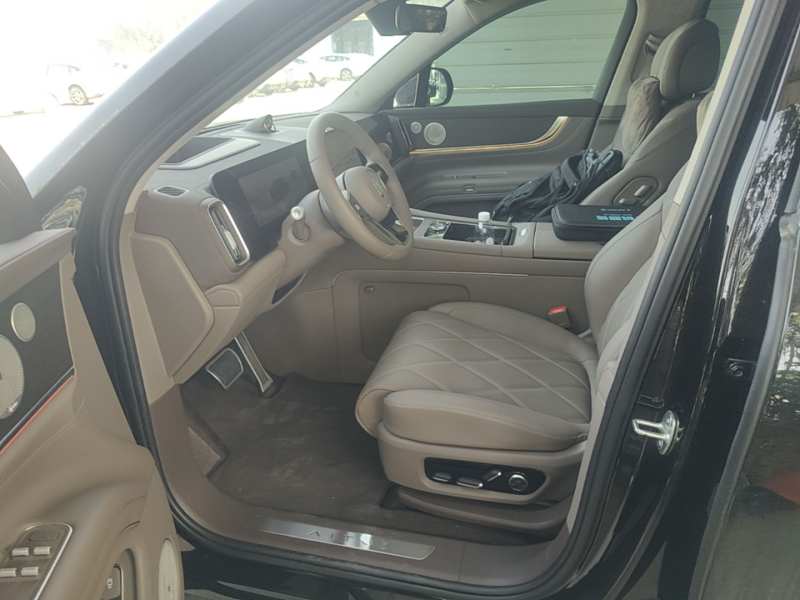 Used Hima AITO M9 2025 Extended-Range Ultra Version 52 kWh 5-Seater Edition — 14