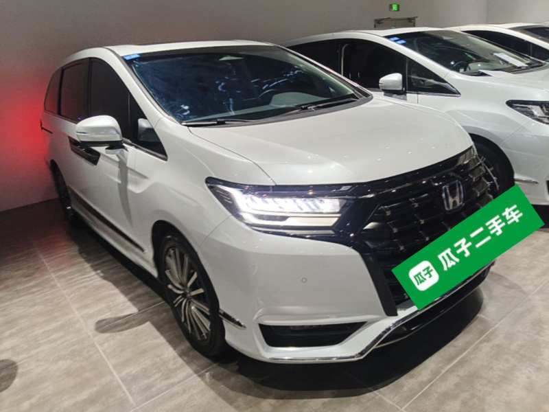 Used Honda Elysion 2024 2.0L eHEV Ultimate Edition — 3