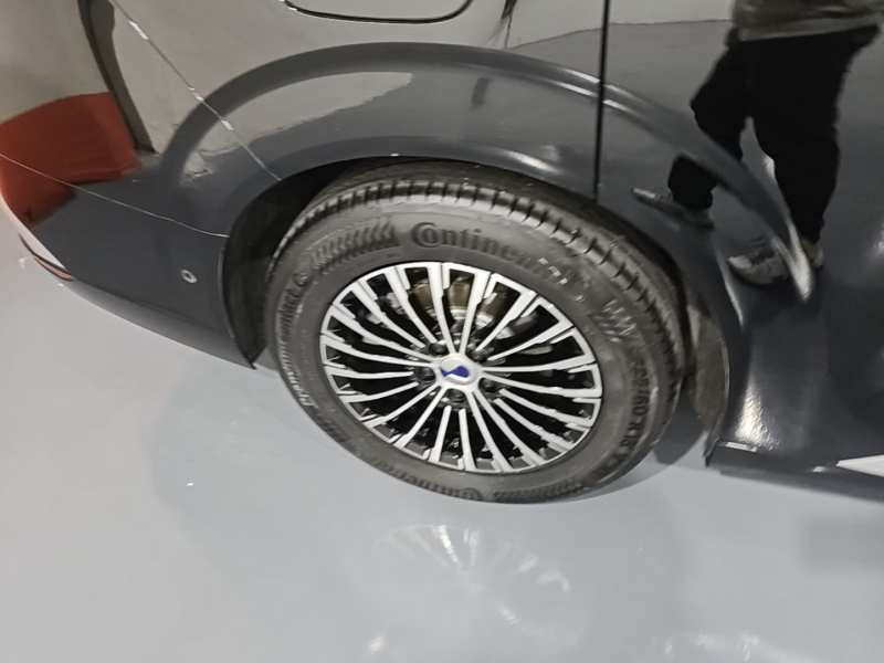 Used Denza D9 2025 Model DM-i Four-Wheel Drive Prestige Edition — 25