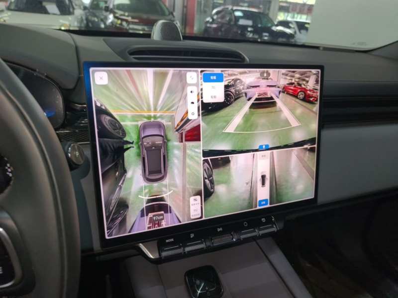 Used Zeekr 7X 2025 100 kWh Long-Range Rear-Wheel Drive with Intelligent Driving Features — 12
