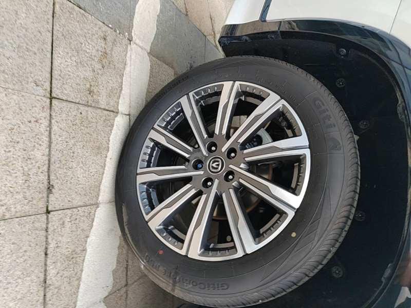 Used CHANGAN CS75 PLUS 2023 3rd Generation 1.5T Automatic Prestige Model — 25