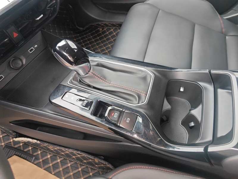 Used MG 5 2023 180 DVVT CVT Fashion Edition — 13