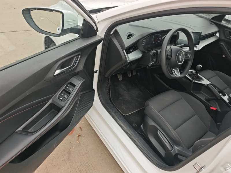 Used MG 5 2023 180 DVVT Manual Fashion Edition — 15