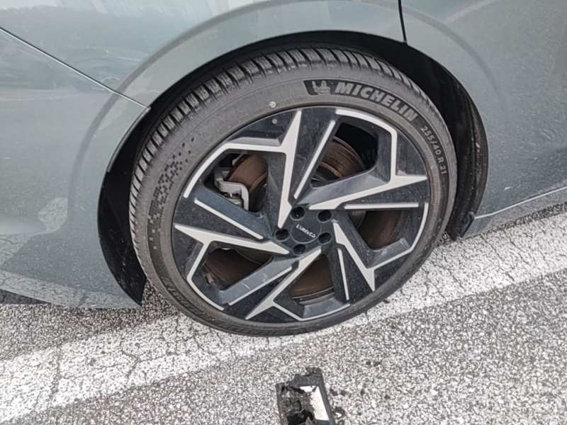 Used Lynk & Co Z10 2025 95 kWh 702 km All-Wheel Drive Intelligent Driving Ultra — 25