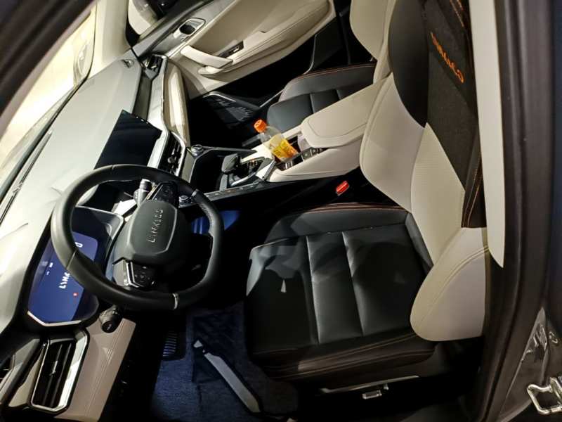 Used Lynk & Co 06 EM-P 2020 PHEV Plus — 14