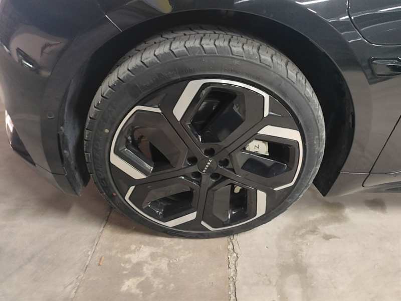 Used Zeekr 001 2023 YOU Edition 100 kWh — 22
