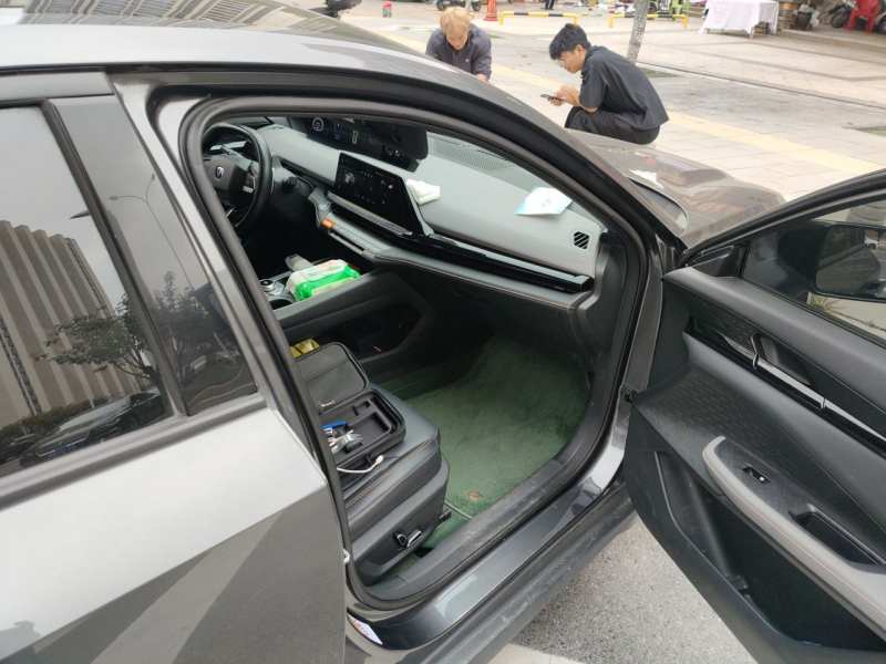 Used CHANGAN UNI-V 2022 1.5T Prestige Version — 28