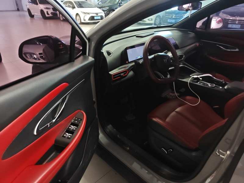 Used CHANGAN UNI-T 2020 1.5T Prestige Version — 20