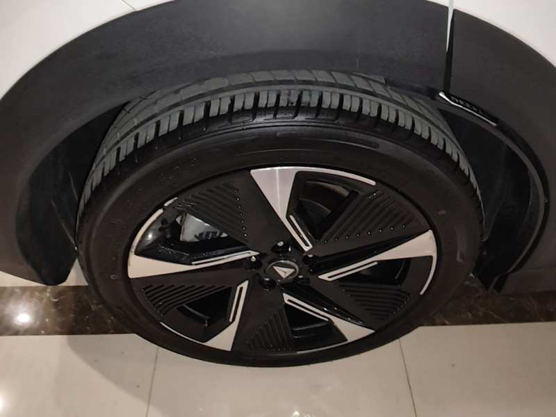 Used Deepal S07 2023 200Max Range-Extended Version — 25
