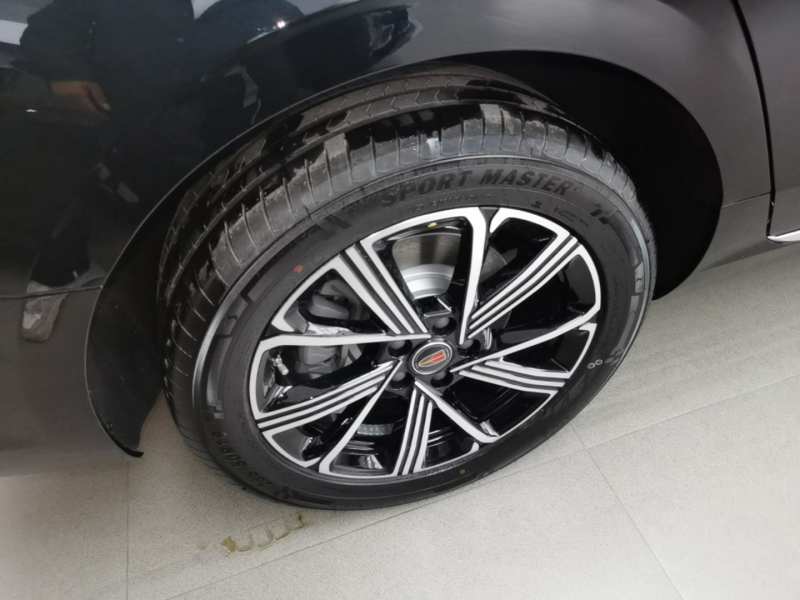 Used Hongqi H5 PHEV 2025 130 Super Hybrid Version — 25