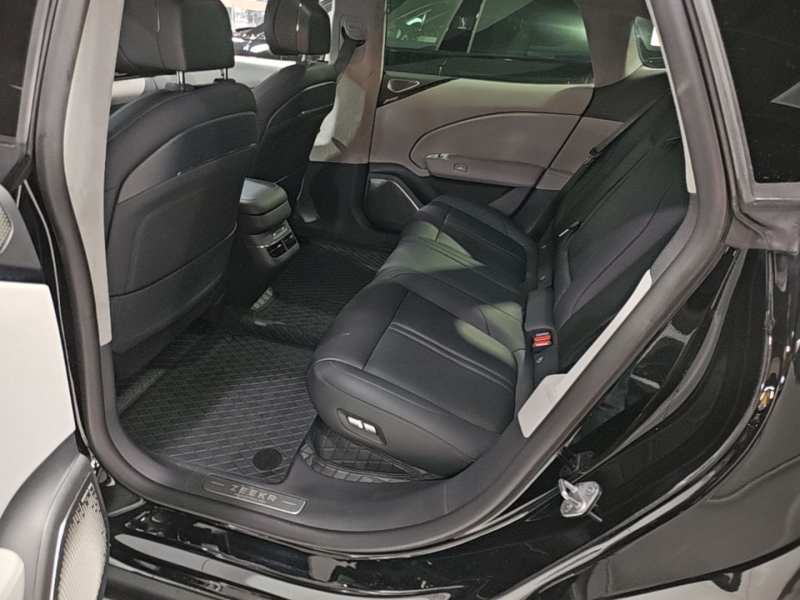 Used Zeekr 007 2025 Rear-Drive Intelligent Driving Version 75 kWh — 16
