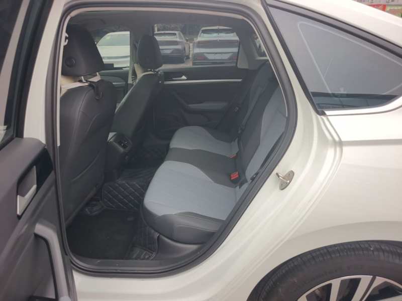 Used Volkswagen Lavida 2023 1.5L Automatic 5 Million Edition — 16