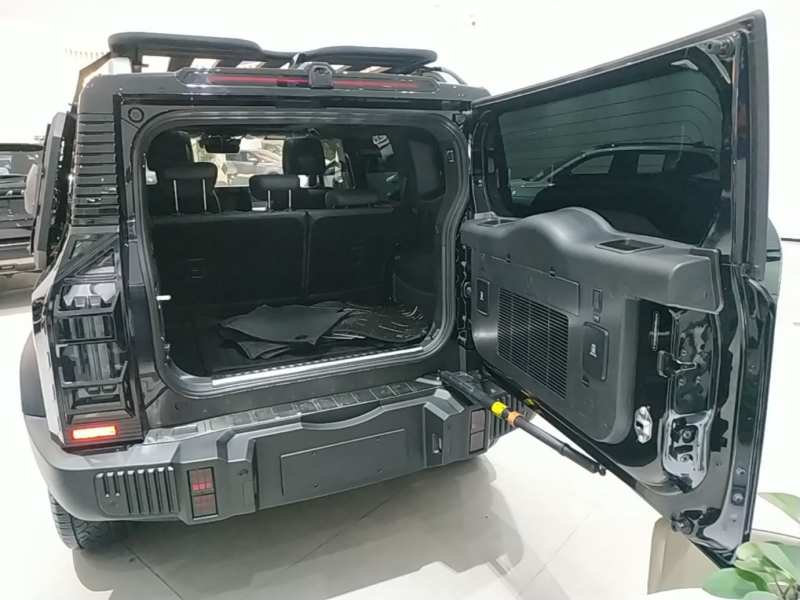 Used JETOUR Traveler 2024 2.0T All-Wheel-Drive CrossPRO+ Entertainment Edition — 18