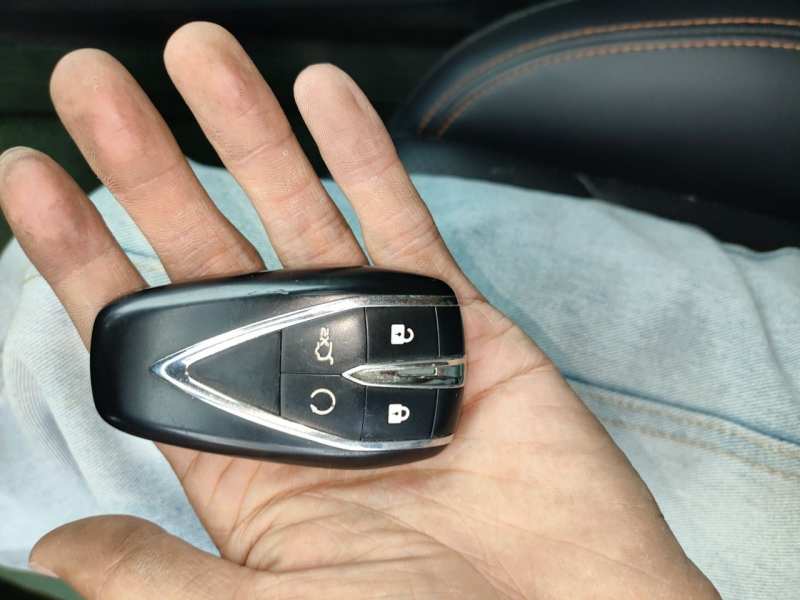 Used CHANGAN UNI-V 2022 1.5T Prestige Version — 9
