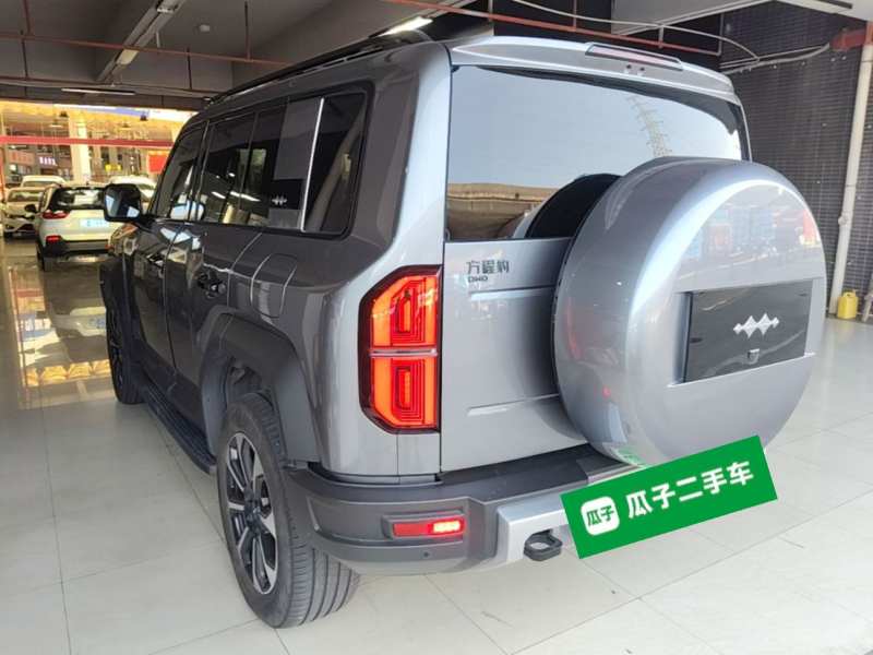 Used Formula Leopard 5 2023 Navigator Edition — 4