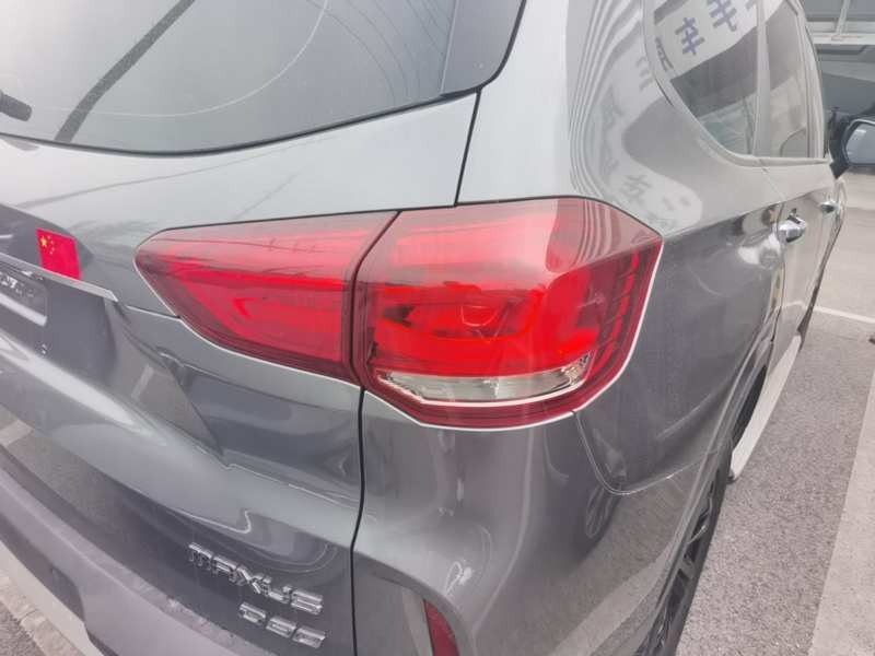 Used SAIC MAXUS D90 2017 2.0T Automatic Two-Wheel Drive – Uranus — 7