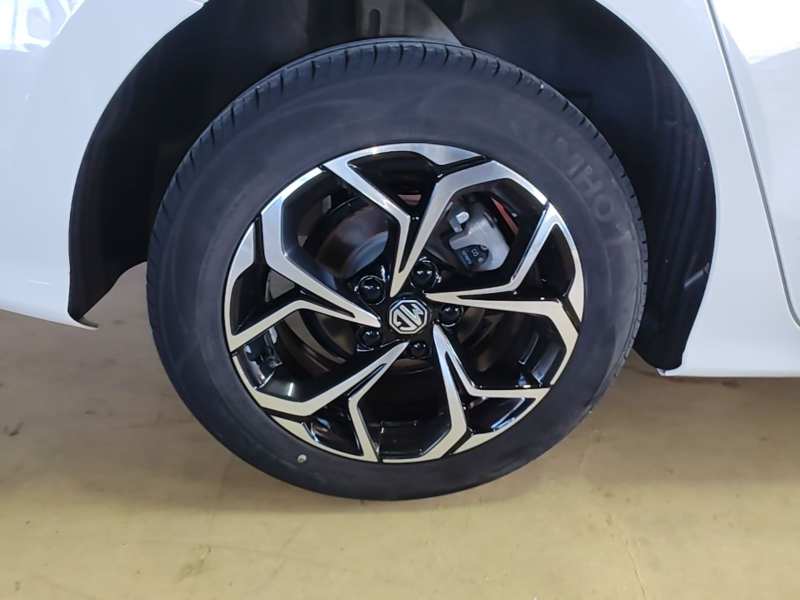 Used MG 5 2023 180 DVVT Manual Fashion Edition — 25