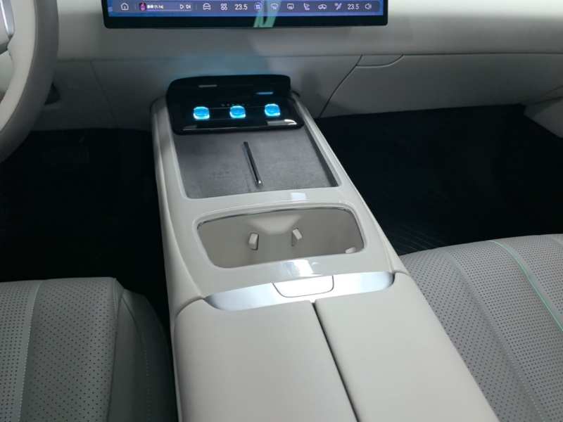 Used Deepal L07 2024 230Max Qiankun Intelligent Driving ADS SE Range-Extended Version — 13
