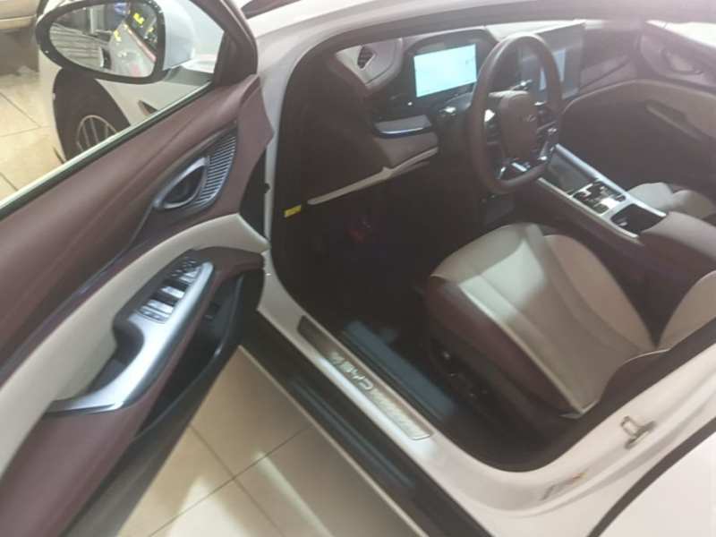 Used BYD Seal 2023 DM-i 1.5L 121km Prestige Model — 15