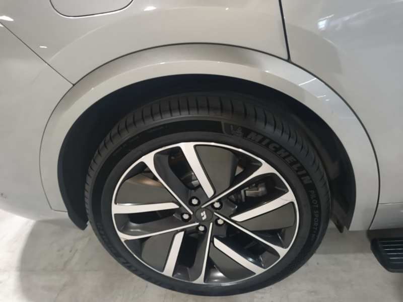 Used Li Auto L9 2022 Max model — 25