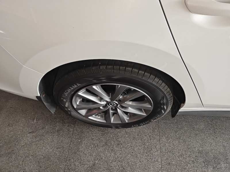 Used Mazda 3 Axela 2023 2.0L Automatic Zhiqing Edition — 25