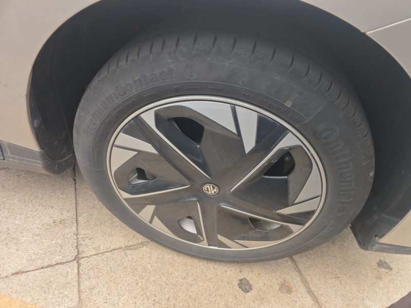 Used MG 4 EV 2022 425 km Luxury Edition — 8