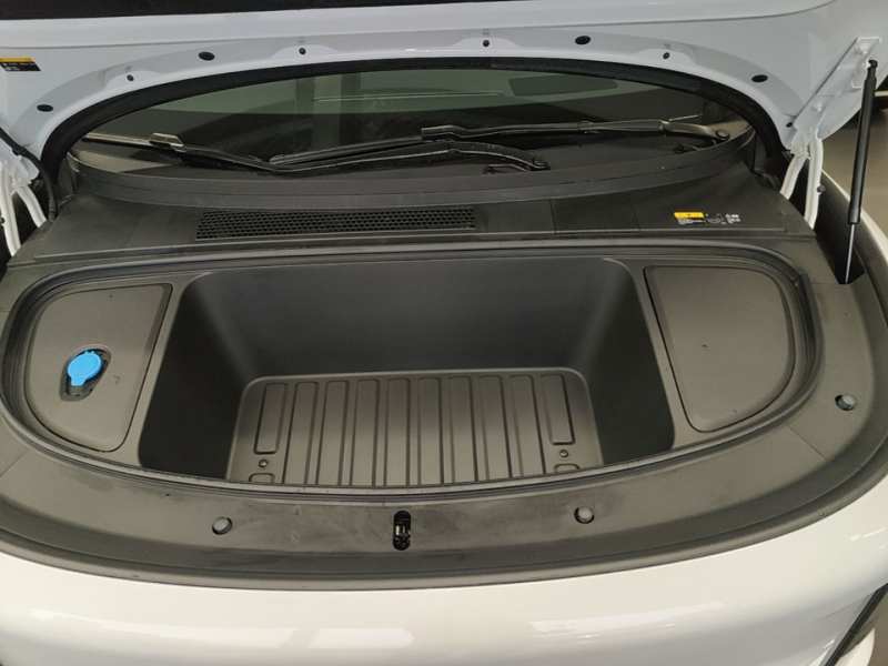 Used Li Auto i6 2025 Model Two-Wheel-Drive Standard Type — 19