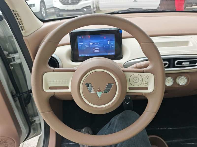 Used Wuling Hongguang MINIEV 2025 Four-Door Version Advanced Edition — 10